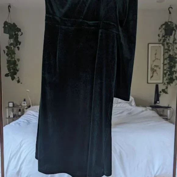 SHEIN SXY One Shoulder Puff Sleeve Draped Velvet Dress size - Picture 7 of 8